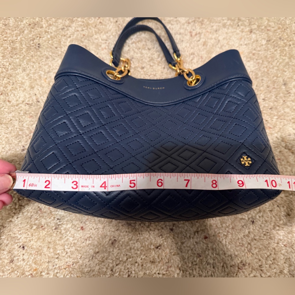Tory Burch Fleming quilted handbag - Picture 14 of 14